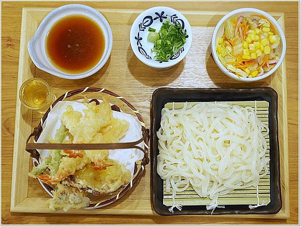 tenya 天雅天丼,北車 天丼,台北 天丼,天丼 價位,天丼 地址,天丼 好吃嗎,天丼 菜單,天丼 評價,天丼 電話,天丼てんや,日本第一庶民天丼 @壞波妞の旅行食踨 tenya 天雅天丼,北車 天丼,台北 天丼,天丼 價位,天丼 地址,天丼 好吃嗎,天丼 菜單,天丼 評價,天丼 電話,天丼てんや,日本第一庶民天丼 @壞波妞の旅行食踨
