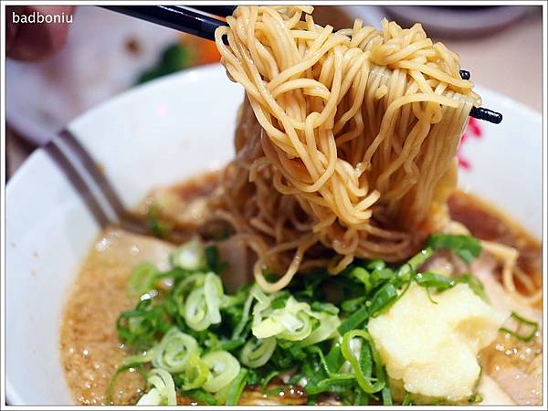 ラーメン 一力堂,一力堂 ラーメン,一力堂 琉球別邸,國際通好吃的拉麵,國際通美食,沖繩拉麵,美榮橋站附近好吃的,那霸國際通好吃的,那霸好吃的拉麵,那霸拉麵 @壞波妞の旅行食踨