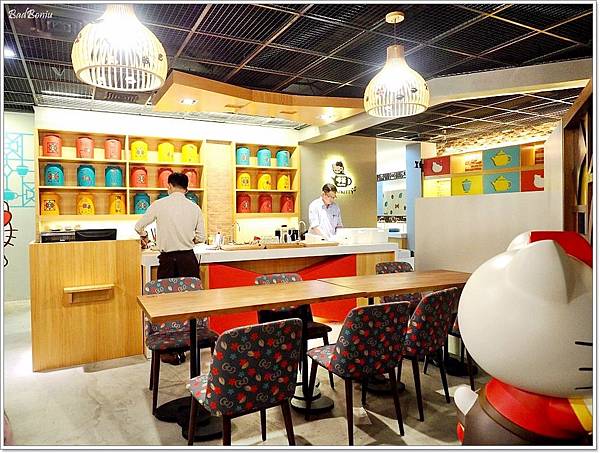 hello kitty 呷茶 chat day,hello kitty下午茶,hello kitty茶店,hello kitty茶餐廳,hello kitty餐廳,hellokitty呷茶,helokiity 台南,台南水信餅,台灣水信玄餅,台灣水信餅 @壞波妞の旅行食踨