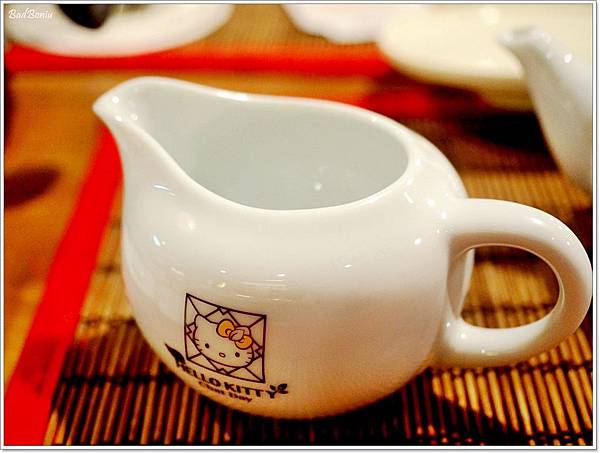 hello kitty 呷茶 chat day,hello kitty下午茶,hello kitty茶店,hello kitty茶餐廳,hello kitty餐廳,hellokitty呷茶,helokiity 台南,台南水信餅,台灣水信玄餅,台灣水信餅 @壞波妞の旅行食踨