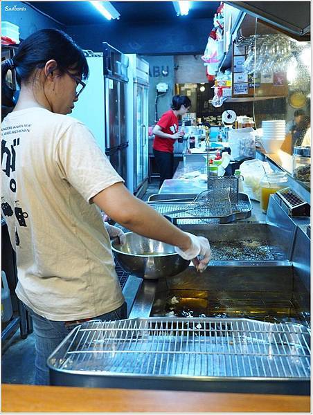 caburi chicken,sogo附近好吃的,卡布里炸雞,卡布里炸雞 大安店,台北 卡布里,台北好吃的,台北好吃的炸雞,名古屋炸雞,名古屋炸雞 台北,大安區好吃的,微風附近好吃的 @壞波妞の旅行食踨