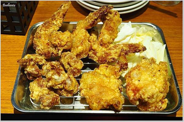 caburi chicken,sogo附近好吃的,卡布里炸雞,卡布里炸雞 大安店,台北 卡布里,台北好吃的,台北好吃的炸雞,名古屋炸雞,名古屋炸雞 台北,大安區好吃的,微風附近好吃的 @壞波妞の旅行食踨