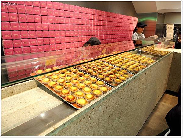 bake cheese tart,bake起司塔,chouxcream chouxcri池袋,chouxcream chouxcri泡芙,東京好吃的乳酪塔,東京好吃的名物,東京好吃的泡芙,東京好吃的蛋糕,東京好吃的起司塔,東京必吃推熟,東京必吃推薦,池袋必吃,池袋車站必買 @壞波妞の旅行食踨