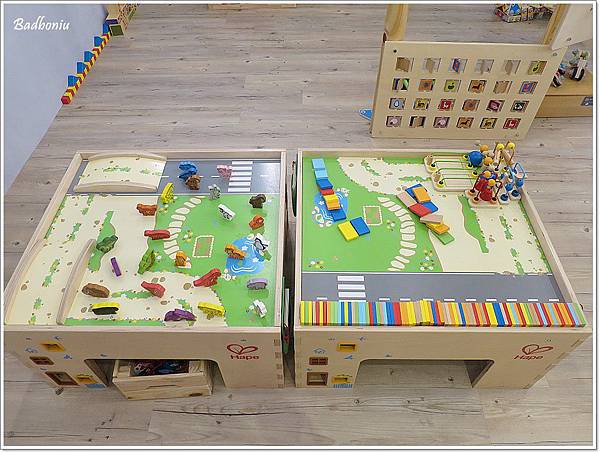 hape,hape 台北,hape木樂地 台北館,hape木樂地 木製遊樂天地,台北室內沙坑,台北室內親子景點,台北溜小孩,台北親子景點,台北雨天溜小孩,木樂地,木樂地 台北,木樂地 台北大安館,木樂地 營業時間,木樂地 門票,木樂地 預約,木製遊樂天地 @壞波妞の旅行食踨