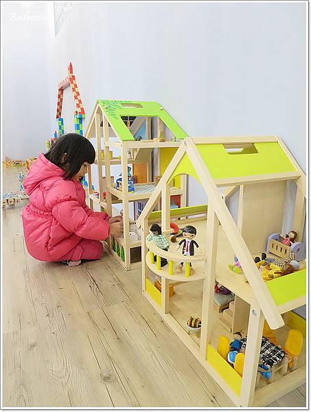 hape,hape 台北,hape木樂地 台北館,hape木樂地 木製遊樂天地,台北室內沙坑,台北室內親子景點,台北溜小孩,台北親子景點,台北雨天溜小孩,木樂地,木樂地 台北,木樂地 台北大安館,木樂地 營業時間,木樂地 門票,木樂地 預約,木製遊樂天地 @壞波妞の旅行食踨