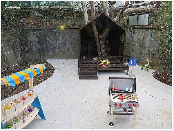 hape,hape 台北,hape木樂地 台北館,hape木樂地 木製遊樂天地,台北室內沙坑,台北室內親子景點,台北溜小孩,台北親子景點,台北雨天溜小孩,木樂地,木樂地 台北,木樂地 台北大安館,木樂地 營業時間,木樂地 門票,木樂地 預約,木製遊樂天地 @壞波妞の旅行食踨