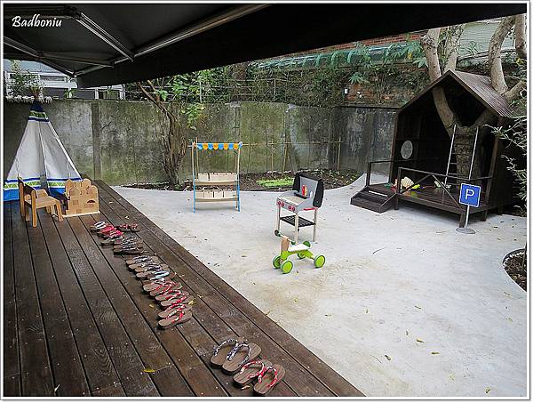 hape,hape 台北,hape木樂地 台北館,hape木樂地 木製遊樂天地,台北室內沙坑,台北室內親子景點,台北溜小孩,台北親子景點,台北雨天溜小孩,木樂地,木樂地 台北,木樂地 台北大安館,木樂地 營業時間,木樂地 門票,木樂地 預約,木製遊樂天地 @壞波妞の旅行食踨