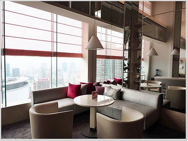 cozzi loves barbie主題飯店,hotel cozzi,hotel cozzi zhongshan kaohsiun,hotel cozzi高雄,三多商圈住宿,和逸 高雄,和逸 高雄中山,和逸高雄中山館,芭比主題客房,芭比主題房,芭比飯店,高雄 和逸,高雄 捷運 住宿,高雄 芭比主題客房,高雄 親子飯店,高雄住宿推薦 @壞波妞の旅行食踨