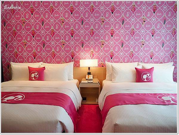 cozzi loves barbie主題飯店,hotel cozzi,hotel cozzi zhongshan kaohsiun,hotel cozzi高雄,三多商圈住宿,和逸 高雄,和逸 高雄中山,和逸高雄中山館,芭比主題客房,芭比主題房,芭比飯店,高雄 和逸,高雄 捷運 住宿,高雄 芭比主題客房,高雄 親子飯店,高雄住宿推薦 @壞波妞の旅行食踨