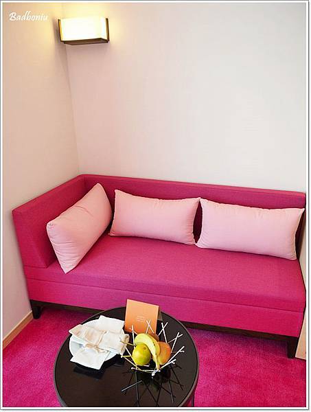 cozzi loves barbie主題飯店,hotel cozzi,hotel cozzi zhongshan kaohsiun,hotel cozzi高雄,三多商圈住宿,和逸 高雄,和逸 高雄中山,和逸高雄中山館,芭比主題客房,芭比主題房,芭比飯店,高雄 和逸,高雄 捷運 住宿,高雄 芭比主題客房,高雄 親子飯店,高雄住宿推薦 @壞波妞の旅行食踨