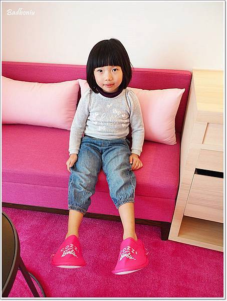 cozzi loves barbie主題飯店,hotel cozzi,hotel cozzi zhongshan kaohsiun,hotel cozzi高雄,三多商圈住宿,和逸 高雄,和逸 高雄中山,和逸高雄中山館,芭比主題客房,芭比主題房,芭比飯店,高雄 和逸,高雄 捷運 住宿,高雄 芭比主題客房,高雄 親子飯店,高雄住宿推薦 @壞波妞の旅行食踨