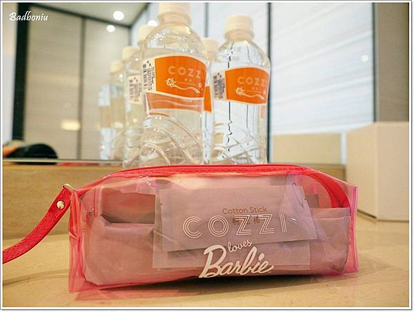cozzi loves barbie主題飯店,hotel cozzi,hotel cozzi zhongshan kaohsiun,hotel cozzi高雄,三多商圈住宿,和逸 高雄,和逸 高雄中山,和逸高雄中山館,芭比主題客房,芭比主題房,芭比飯店,高雄 和逸,高雄 捷運 住宿,高雄 芭比主題客房,高雄 親子飯店,高雄住宿推薦 @壞波妞の旅行食踨