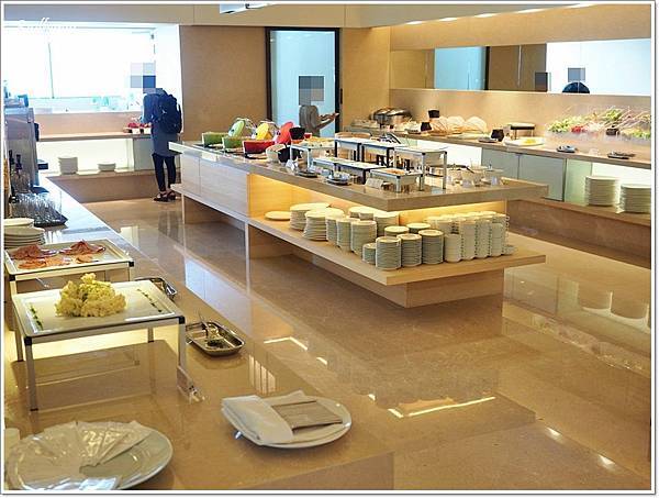 cozzi loves barbie主題飯店,hotel cozzi,hotel cozzi zhongshan kaohsiun,hotel cozzi高雄,三多商圈住宿,和逸 高雄,和逸 高雄中山,和逸高雄中山館,芭比主題客房,芭比主題房,芭比飯店,高雄 和逸,高雄 捷運 住宿,高雄 芭比主題客房,高雄 親子飯店,高雄住宿推薦 @壞波妞の旅行食踨