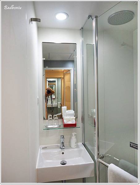 red planet,red planet asakusa,redplanet hotel淺草,tokyo,レッドプラネット,レッドプラネット　浅草　東京,可以看到天空樹的飯店,東京住宿推薦,東京淺草紅色星球酒店,東京自由行飯店,東京親子行,淺草住宿推薦,看得到skytree的飯店,看得到晴空塔的飯店 @壞波妞の旅行食踨