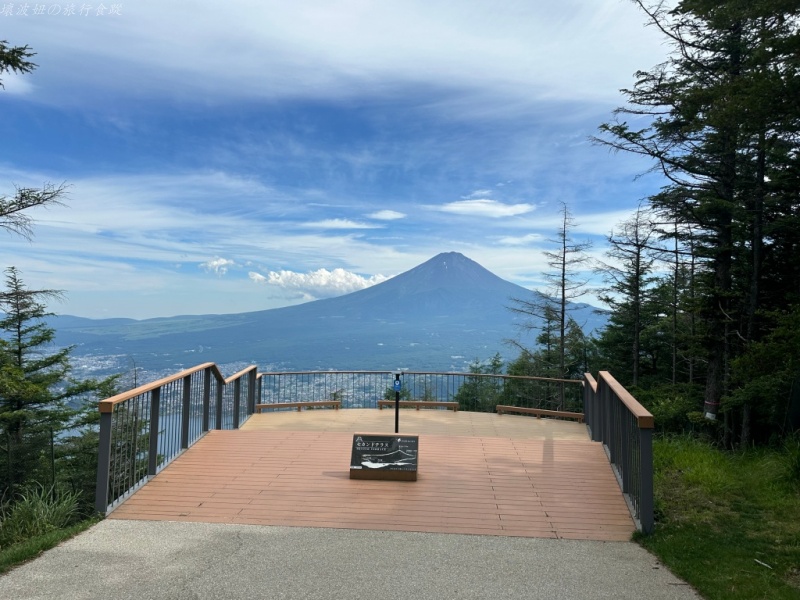 富士山露台 交通,富士山露台 停車場,富士山露台 接駁車,富士山露台 票價,拍富士山的祕境,河口湖祕境,鳥瞰富士山 @壞波妞の旅行食踨