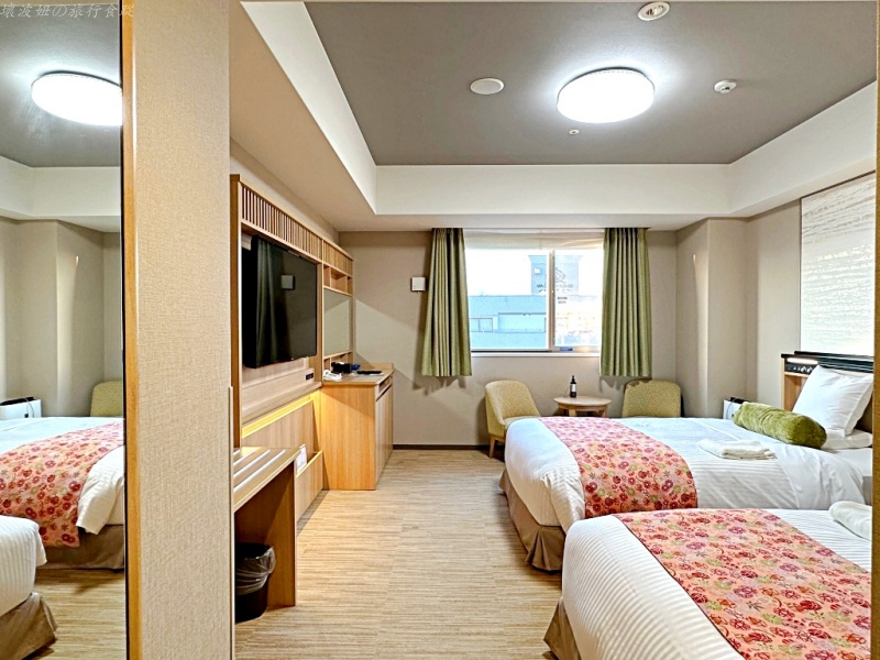 MYSTAYS京都四條 超市,MYSTAYS京都四條位置,MYSTAYS京都四條地點,MYSTAYS京都四條房價,MYSTAYS京都四條評價,京都四條住宿推薦,京都平價飯店推薦,京都烏丸住宿推薦 @壞波妞の旅行食踨 MYSTAYS京都四條 超市,MYSTAYS京都四條位置,MYSTAYS京都四條地點,MYSTAYS京都四條房價,MYSTAYS京都四條評價,京都四條住宿推薦,京都平價飯店推薦,京都烏丸住宿推薦 @壞波妞の旅行食踨