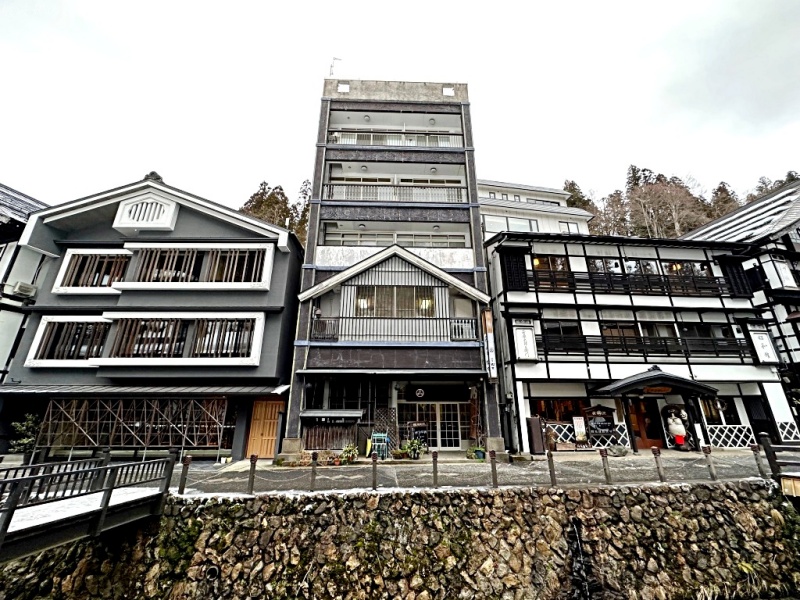 銀山溫泉住宿,銀山溫泉停車,銀山溫泉夜景,銀山溫泉日歸溫泉,銀山溫泉松本旅館,銀山溫泉訂房 @壞波妞の旅行食踨