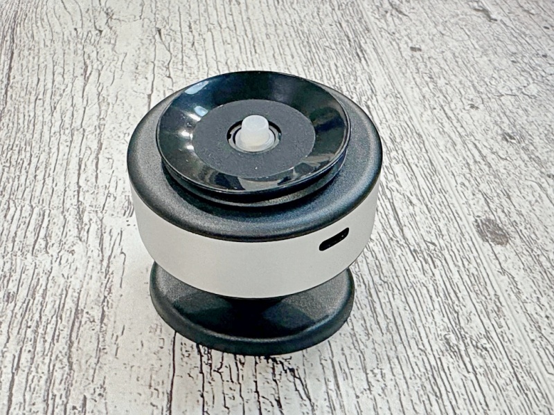 mgsafe手機架,交換禮物推薦,磁吸式手機架,車用手機架推薦,電動手機架 @壞波妞の旅行食踨