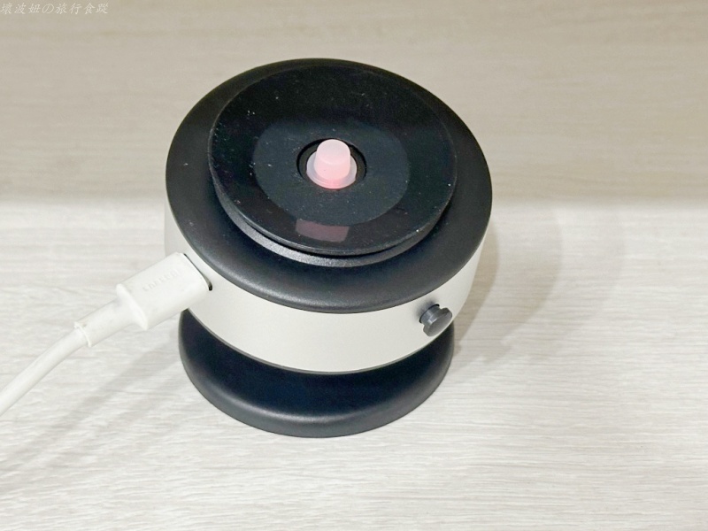 mgsafe手機架,交換禮物推薦,磁吸式手機架,車用手機架推薦,電動手機架 @壞波妞の旅行食踨