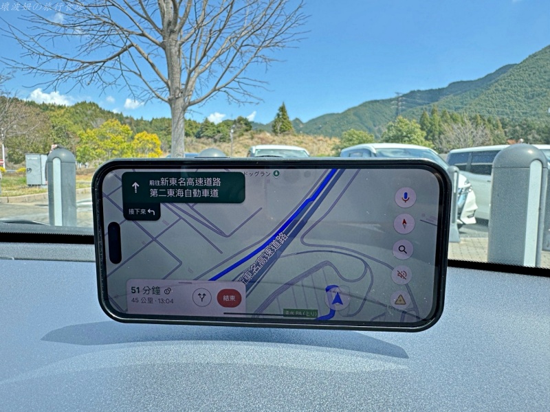 mgsafe手機架,交換禮物推薦,磁吸式手機架,車用手機架推薦,電動手機架 @壞波妞の旅行食踨