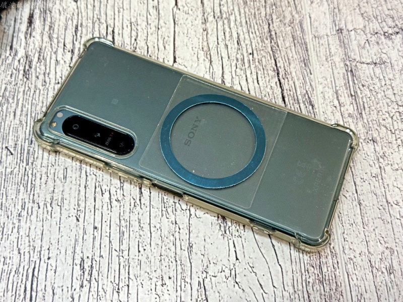 mgsafe手機架,交換禮物推薦,磁吸式手機架,車用手機架推薦,電動手機架 @壞波妞の旅行食踨
