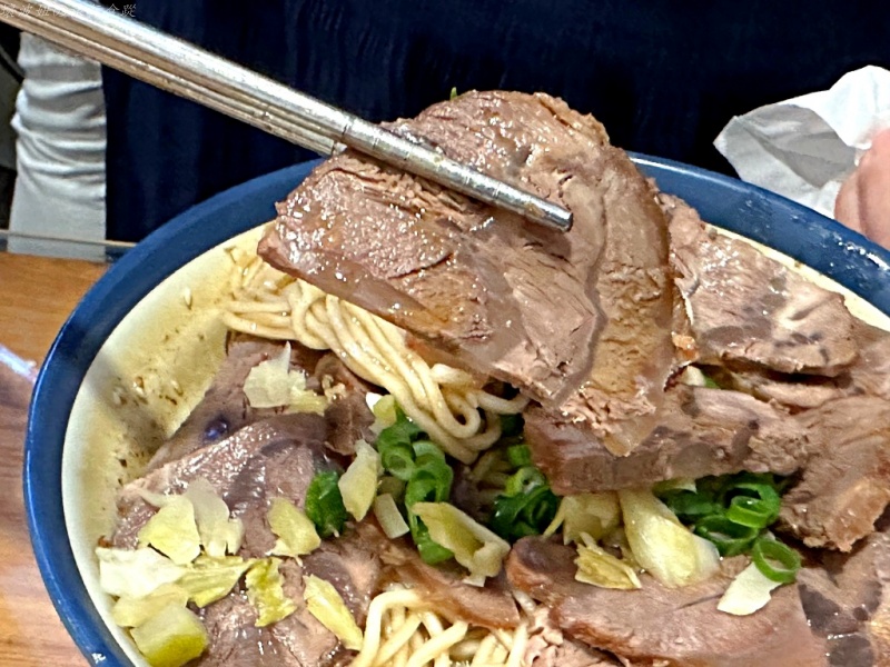 台中北區牛肉麵,台中吳家牛肉麵,台中好吃的牛肉麵,台中貴族牛肉麵,吳家莊牛肉麵 公休,吳家莊牛肉麵好吃嗎,吳家莊牛肉麵營業時間,吳家莊牛肉麵評價 @壞波妞の旅行食踨 台中北區牛肉麵,台中吳家牛肉麵,台中好吃的牛肉麵,台中貴族牛肉麵,吳家莊牛肉麵 公休,吳家莊牛肉麵好吃嗎,吳家莊牛肉麵營業時間,吳家莊牛肉麵評價 @壞波妞の旅行食踨