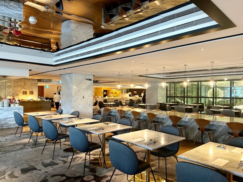 台中吃到飽推薦,台中李方艾美餐廳,台中特斯拉超充站,李方艾美buffet,李方艾美停車,李方艾美停車場,李方艾美午餐,李方艾美晚餐,李方艾美電動車充電,李方艾美餐廳評價 @壞波妞の旅行食踨
