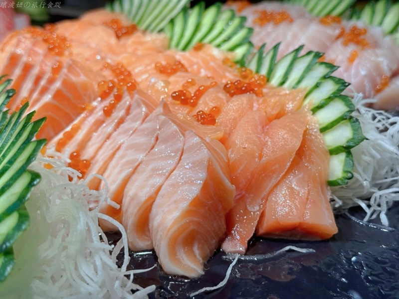 台中吃到飽推薦,台中李方艾美餐廳,台中特斯拉超充站,李方艾美buffet,李方艾美停車,李方艾美停車場,李方艾美午餐,李方艾美晚餐,李方艾美電動車充電,李方艾美餐廳評價 @壞波妞の旅行食踨