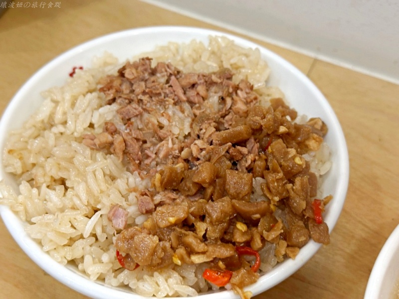 台中向上市場美食推薦,台中在來碗粿,台中好吃的碗粿,台中米糕推薦,在來碗粿營業時間 @壞波妞の旅行食踨 台中向上市場美食推薦,台中在來碗粿,台中好吃的碗粿,台中米糕推薦,在來碗粿營業時間 @壞波妞の旅行食踨
