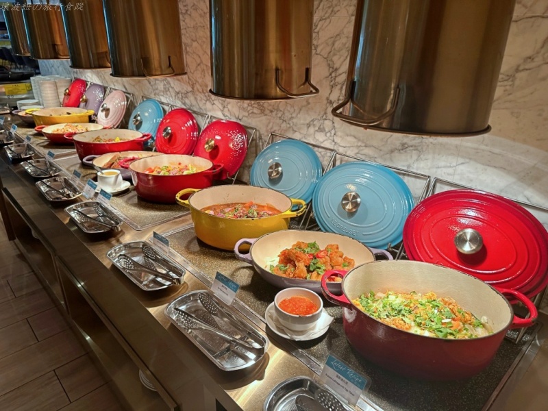 台中吃到飽推薦,台中李方艾美餐廳,台中特斯拉超充站,李方艾美buffet,李方艾美停車,李方艾美停車場,李方艾美午餐,李方艾美晚餐,李方艾美電動車充電,李方艾美餐廳評價 @壞波妞の旅行食踨