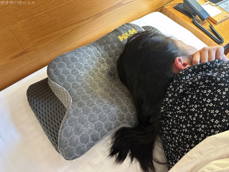 懸浮睡眠,漂浮枕推薦,記憶枕推薦 @壞波妞の旅行食踨