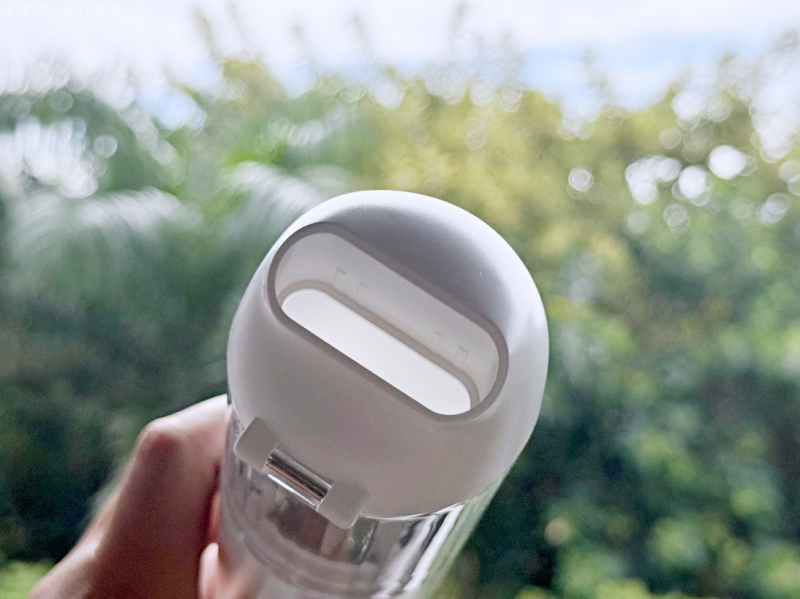 可以吹氣的吸塵器,好用的小吸塵器,桌上型吸塵器推薦,谷凡吸塵器評價,車用吸塵器推薦,迷你吸塵器推薦,適合兒童使用的吸塵器 @壞波妞の旅行食踨