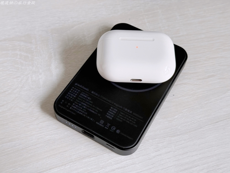 固態行動電源品牌推薦,固態行動電源好用嗎,固態行動電源安全嗎,固態行動電源挑選指南,固態行動電源的缺點,固態行動電源要注意什麼,固態行動電源那個好 @壞波妞の旅行食踨