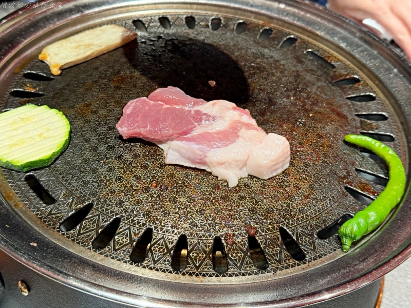 台中漢來洲際 燒肉,台中漢來洲際 看球賽餐廳,台中漢來洲際美食,台中漢來洲際韓式,尚屋韓式 價位,尚屋韓式 必吃,尚屋韓式 菜單,尚屋韓式 訂位,尚屋韓式 評價 @壞波妞の旅行食踨 台中漢來洲際 燒肉,台中漢來洲際 看球賽餐廳,台中漢來洲際美食,台中漢來洲際韓式,尚屋韓式 價位,尚屋韓式 必吃,尚屋韓式 菜單,尚屋韓式 訂位,尚屋韓式 評價 @壞波妞の旅行食踨