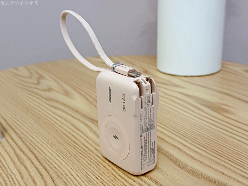 10000 固態行動電源,aircolor行動電源 安全性,aircolor行動電源 評價,可以充筆電的行動電源,可以帶上飛機的行動電源,玩皮克敏推薦行動電源,自帶線 固態行動電源,超輕量行動電源 @壞波妞の旅行食踨 10000 固態行動電源,aircolor行動電源 安全性,aircolor行動電源 評價,可以充筆電的行動電源,可以帶上飛機的行動電源,玩皮克敏推薦行動電源,自帶線 固態行動電源,超輕量行動電源 @壞波妞の旅行食踨