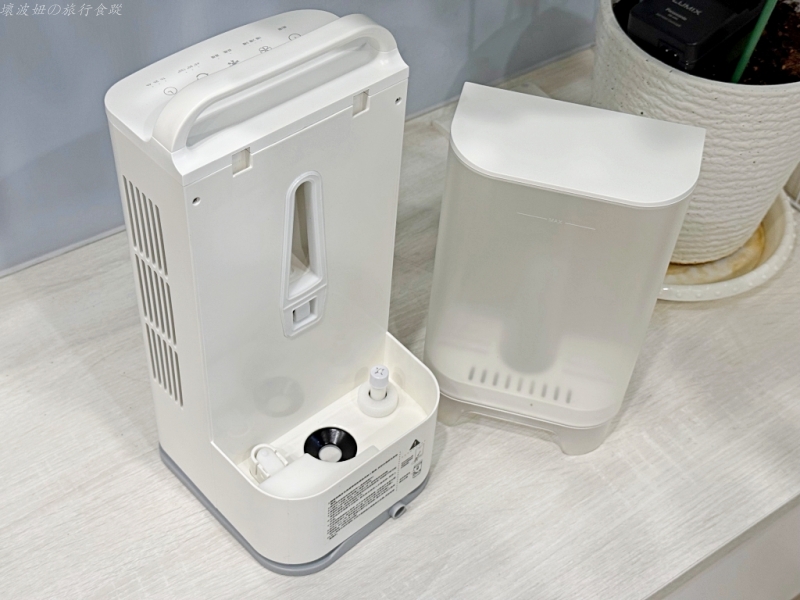 funy奈米水霧冰鋒機,可以加水的風扇,廁所用的風扇,廚房用的風扇,有水霧的風扇,移動式風扇 @壞波妞の旅行食踨
